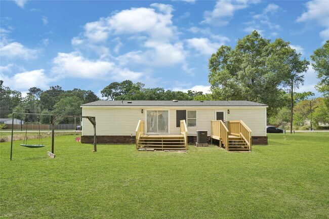 Building Photo - 16315 Lone Star Ranch Dr