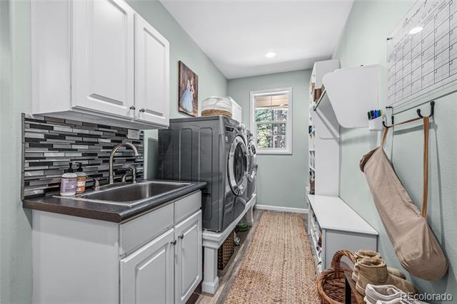 Building Photo - 450 Lariat Loop