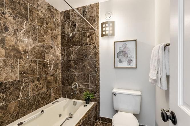 Building Photo - 331 S Peoria St