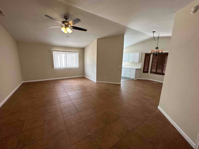 Building Photo - 2540 W Falbrook Way