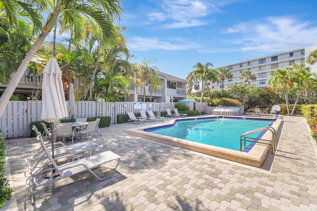 Building Photo - 3543 S Ocean Blvd