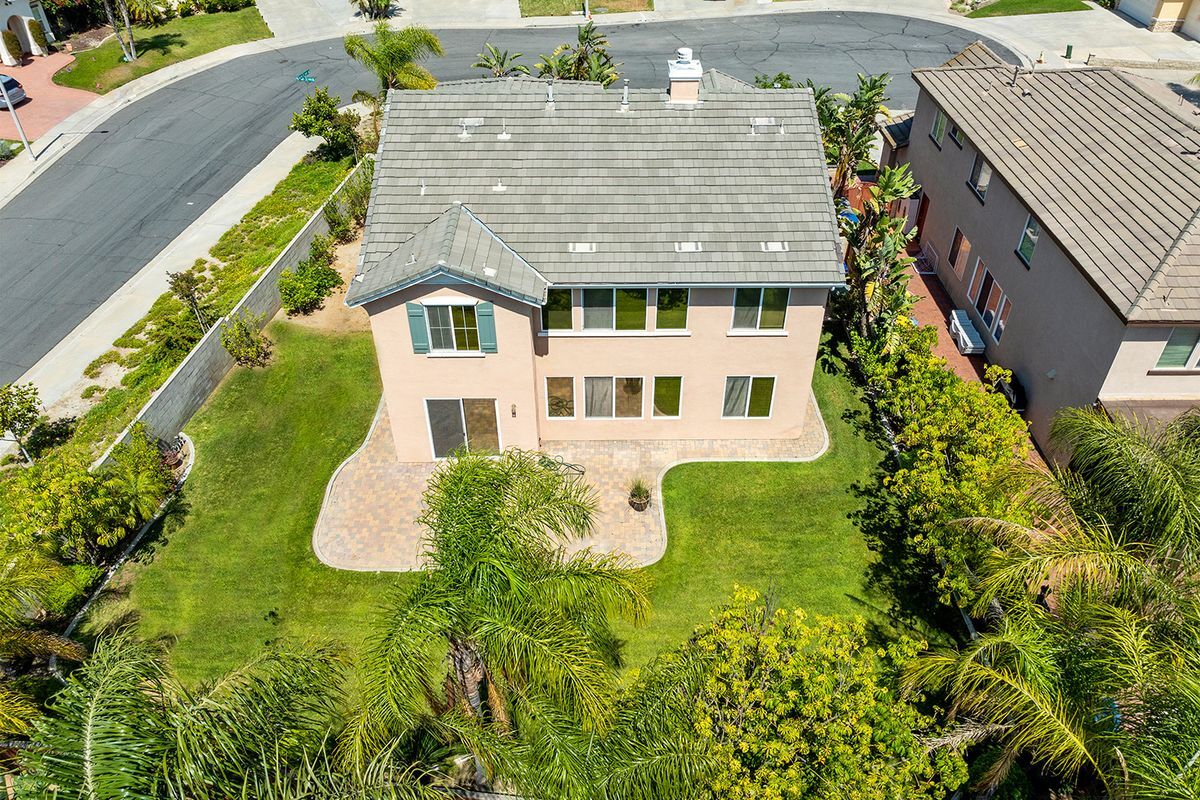Building Photo - 8469 Applegate Ct