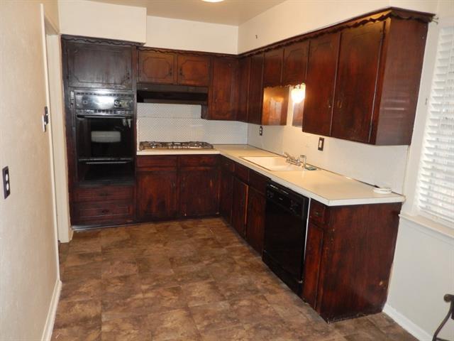 Building Photo - 140 Campbell St