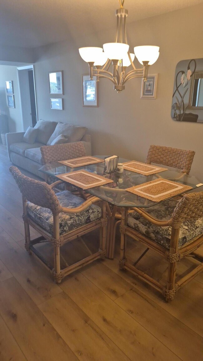 Building Photo - 2601 Marina Isle Way