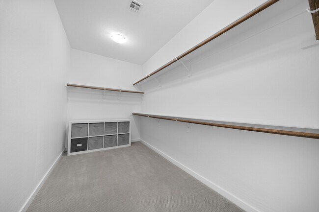 Building Photo - 713 Foreign Reef Wy