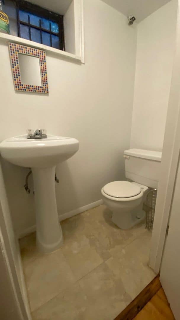 Building Photo - 3 Bedroom in Woodmoor available ASAP!!