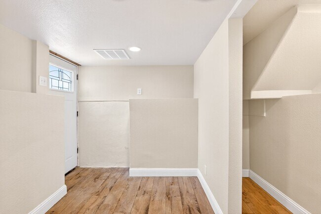 Building Photo - 1414 NE 109th Ave
