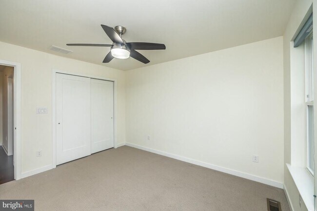 Building Photo - 401 Wynstone Ct