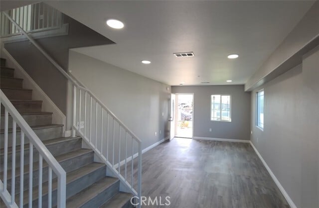 Building Photo - 425 E 129th St