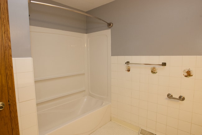 Building Photo - 538 Cottonwood Ave