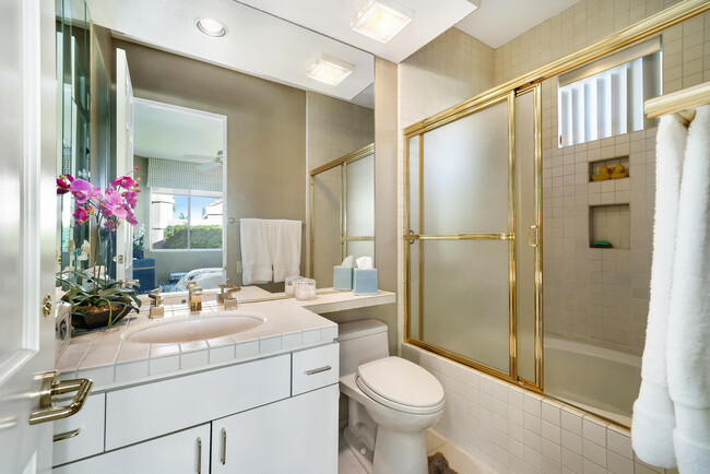 Building Photo - 75273 Spyglass Dr