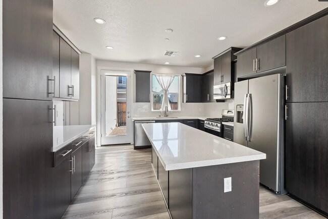 Building Photo - STUNNING 3/3+LOFT (Rocklin) Gem! Don't Miss This One!  (See Below For Viewings)!