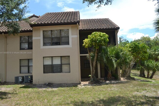 Building Photo - 4541 W McNab Rd