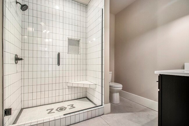 Building Photo - 42 Keys Ferry St