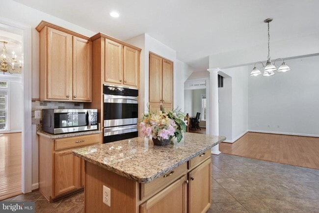 Building Photo - 8416 Churchside Dr