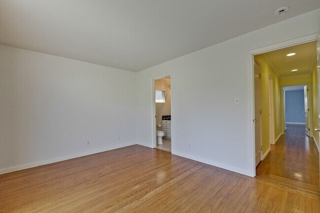 Building Photo - Wow! What a Great Home! Available Soon!