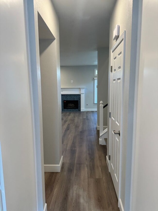 Building Photo - Townhome in Laguna Niguel!