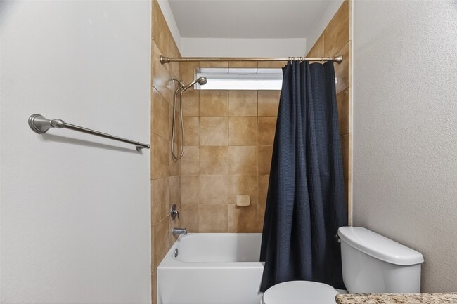 Building Photo - 4205 Graceland Dr