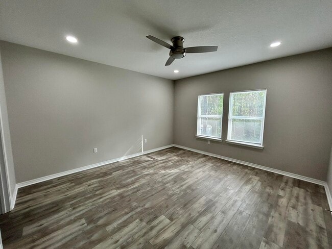 Building Photo - 6737 Sarah Ann Way