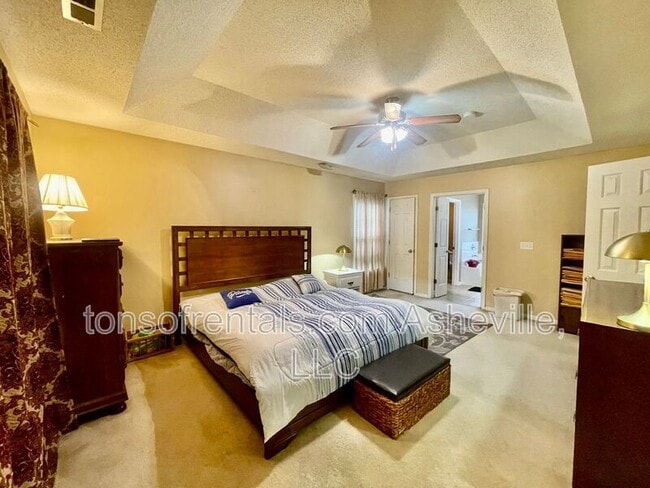 Building Photo - 51 Yorktown Cir