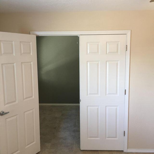 Building Photo - 1808 Buena Vista Dr SE