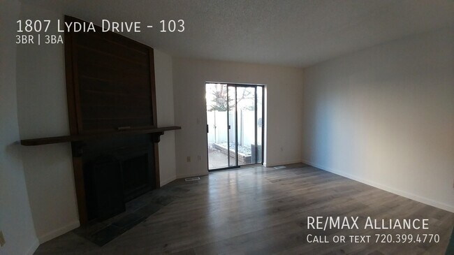 Building Photo - 1807 Lydia Dr