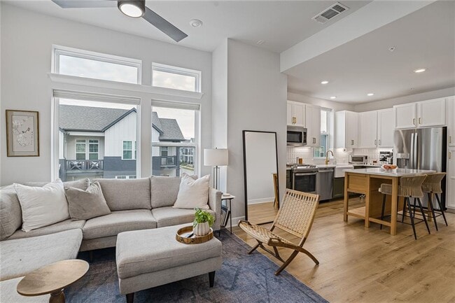 Building Photo - 4200 Margarita St