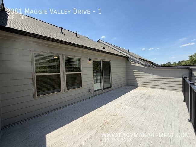 Building Photo - 2081 Maggie Vly Dr