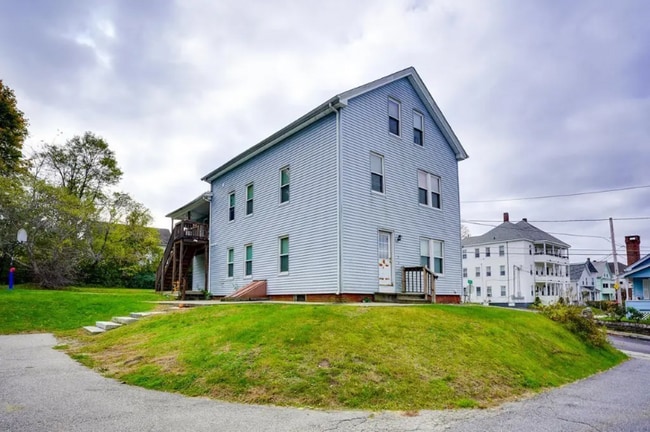 Building Photo - 31-33 5th Ave