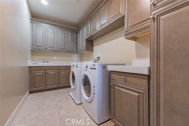 Building Photo - 16 Spanish Moss