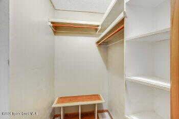 Building Photo - 472 Ironwood Dr