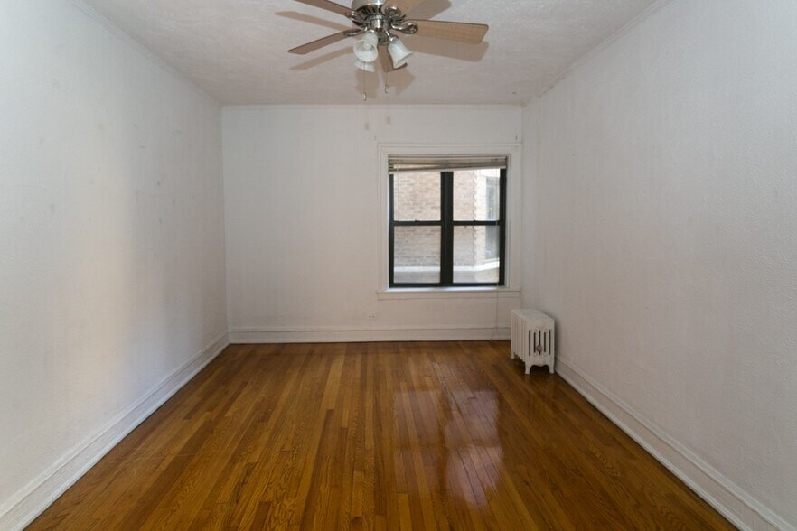 Building Photo - 630 W Stratford Pl