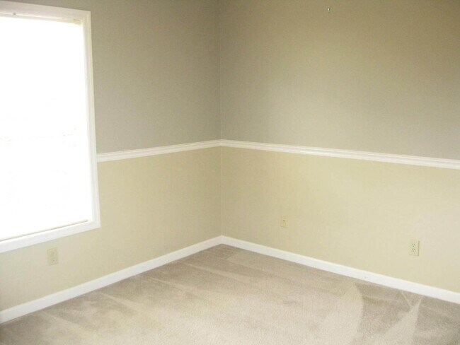 Building Photo - Ranch in Timber Creek. 3 Bedrooms. Fenced.      20260805