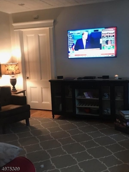 Building Photo - 1 Hanford Pl