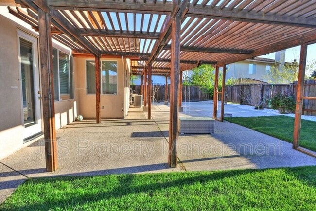 Building Photo - 7817 Westbourne Way