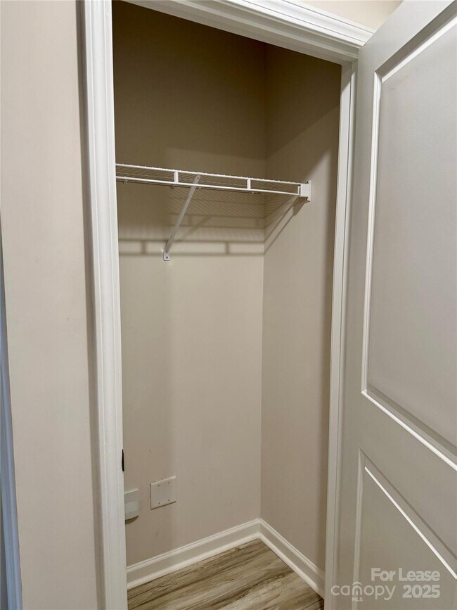 Building Photo - 5141 Hyrule Dr