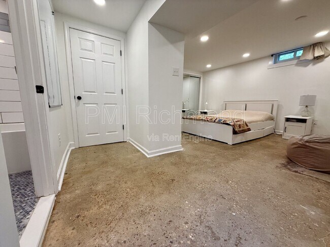 Building Photo - 1312 N 37th St