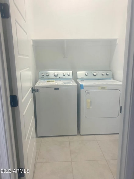 Building Photo - 18012 W Orchid Ct