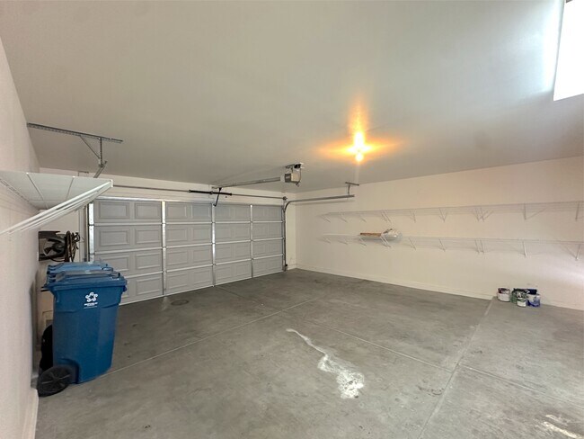 Building Photo - 9221 Candilela Ct