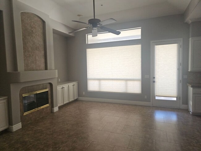Building Photo - 4 bd 2.5 bth north east scottsdale home with pool