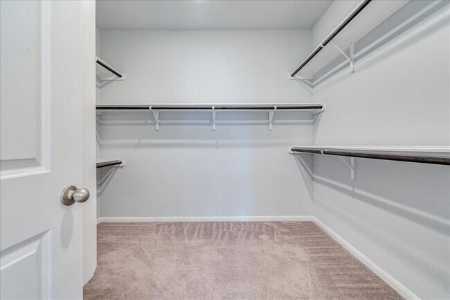 Building Photo - 275 Cherrystone Loop