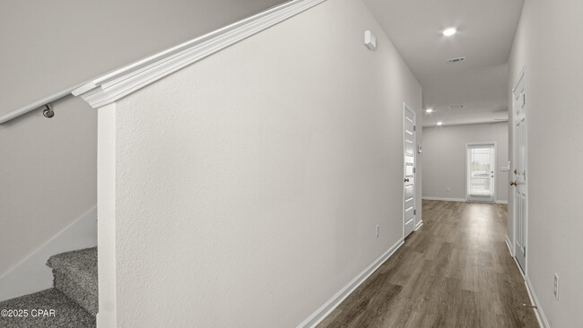 Building Photo - 1761 Jakes Dr