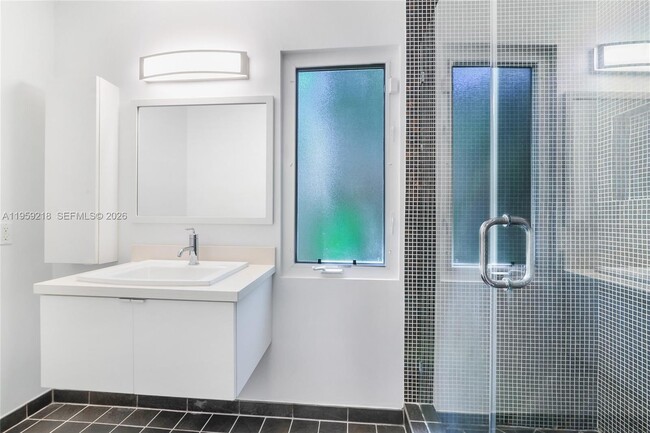 Building Photo - 147 Golden Beach Dr