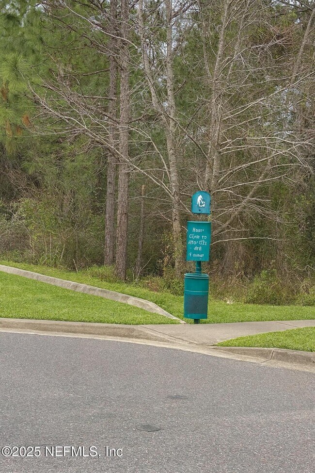 Building Photo - 4220 Plantation Oaks Blvd