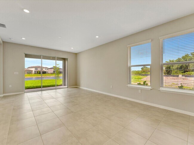 Building Photo - Stunning 3 Bed/ 2.5 bath + Den - New Build...