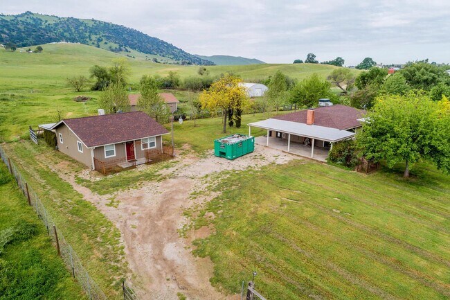 Building Photo - Peaceful Country Casita in the Foothills – 1 Bed / 1 Bath