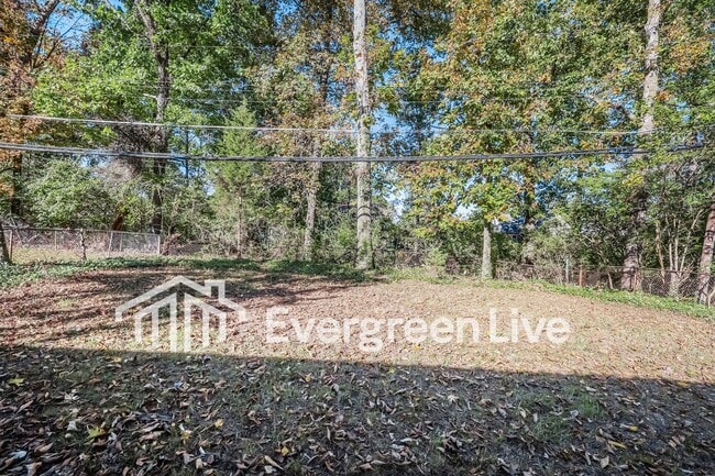 Building Photo - 8715 Desoto Dr