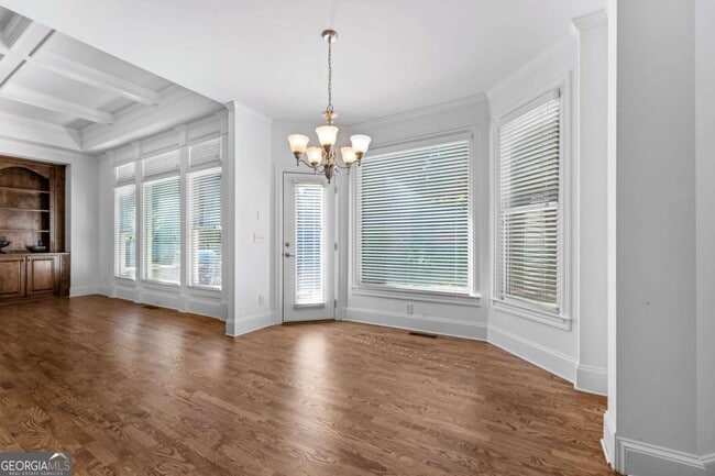 Building Photo - 1475 Boomer Cir