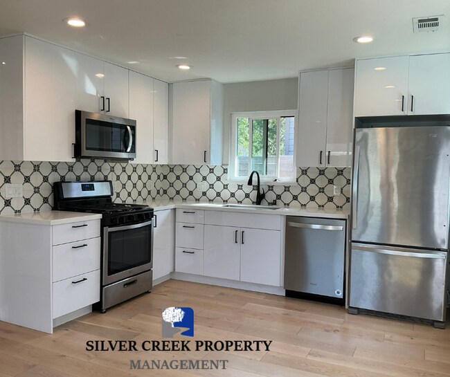 Building Photo - Charming Renovated 2BR with Yard in the Heart of Pleasanton