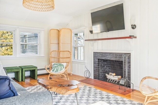 Building Photo - 1 Goodwins Ct